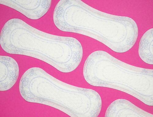 Wie beeinflusst Menstruationsarmut die Bildung?